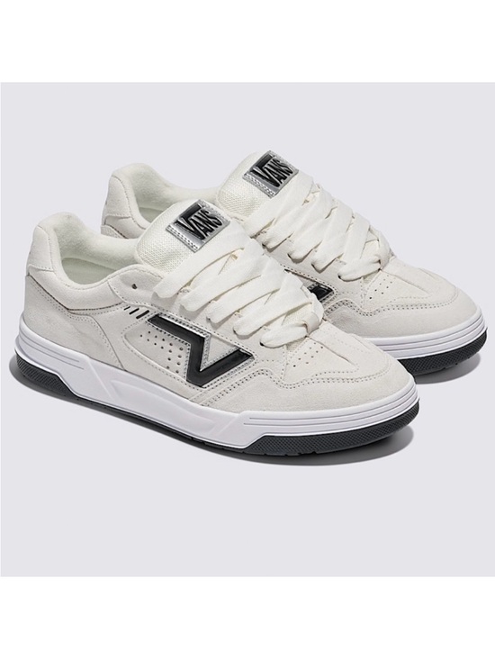Vans Shoes - Vans Upland Suede
Marshmallow Silver Women
11.0 US Mens 9.5 US